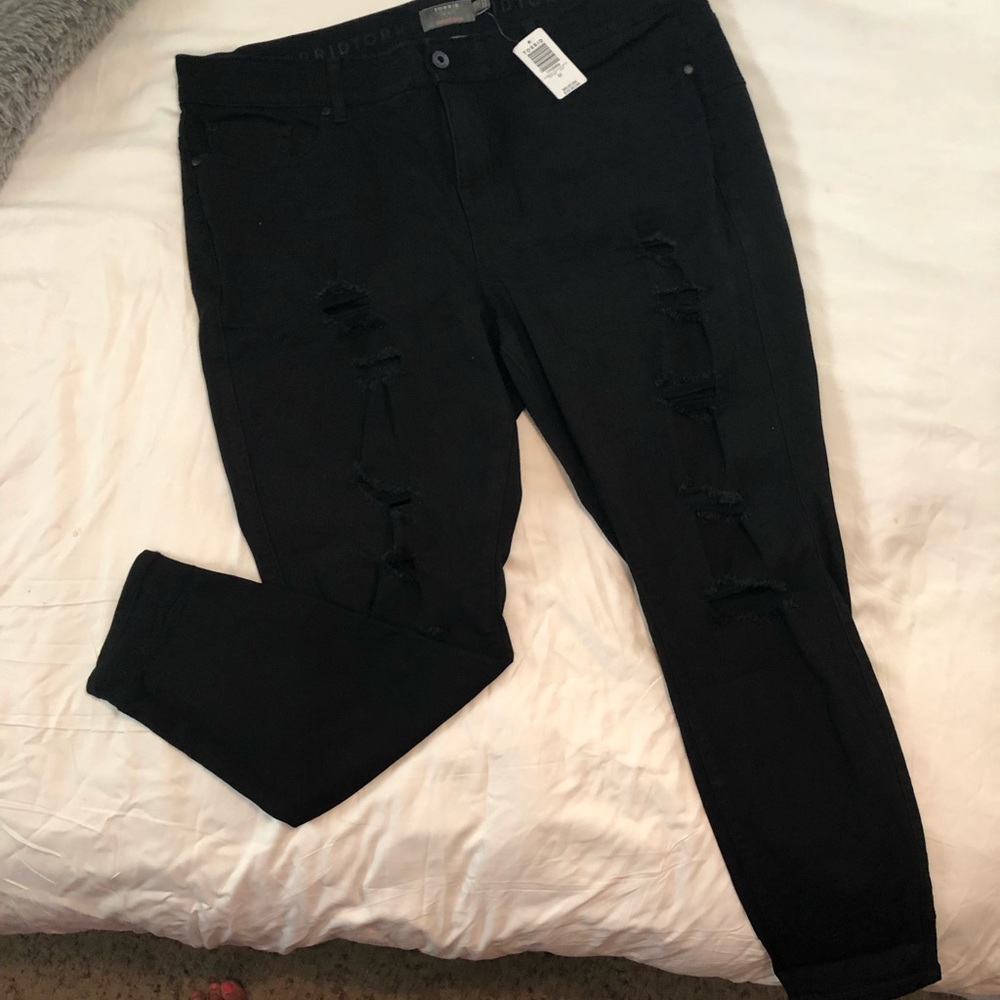 NWT Torrid Bombshell Skinny